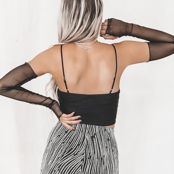 AMAZING LACE Black Mesh Cropped Cami Top & Gloves - Picture 2 of 5